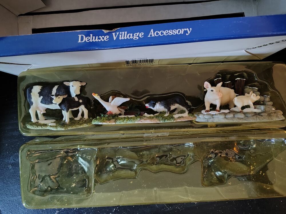 Vintage Christmas Village Farm Animal Set Heartland valley Cow Pig Duck